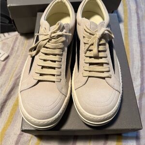 Rick Owens Cream and Black Men's Shoes